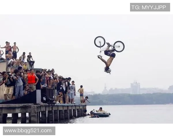 南京与武汉极限运动队赛后复盘力量对决的精彩瞬间与深刻启示